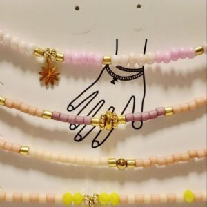 Conjunto de Pulseras Artesanales - Pack de 4 con Cuentas de Cristal y Mostacillas