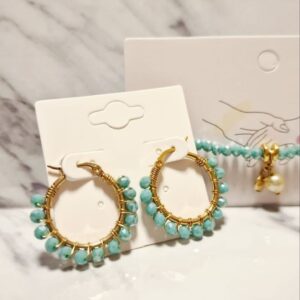 Pendientes de Aro Artesanales - Cuentas de Cristal Verde Agua y Oro